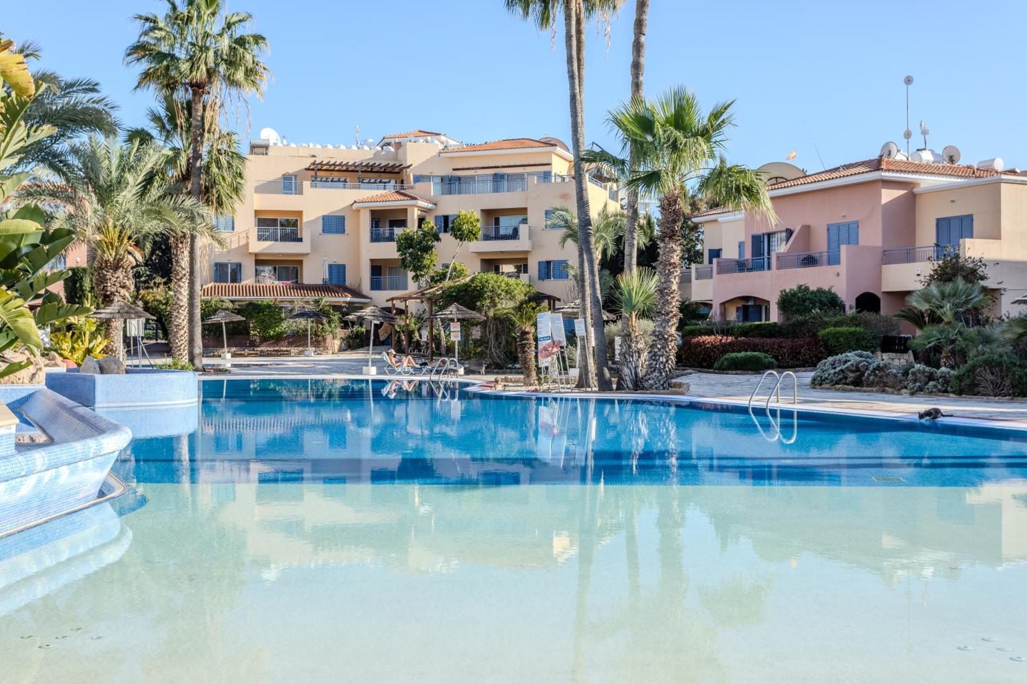 H&O Limnaria Elegance Pool View Apartment بافوس المظهر الخارجي الصورة