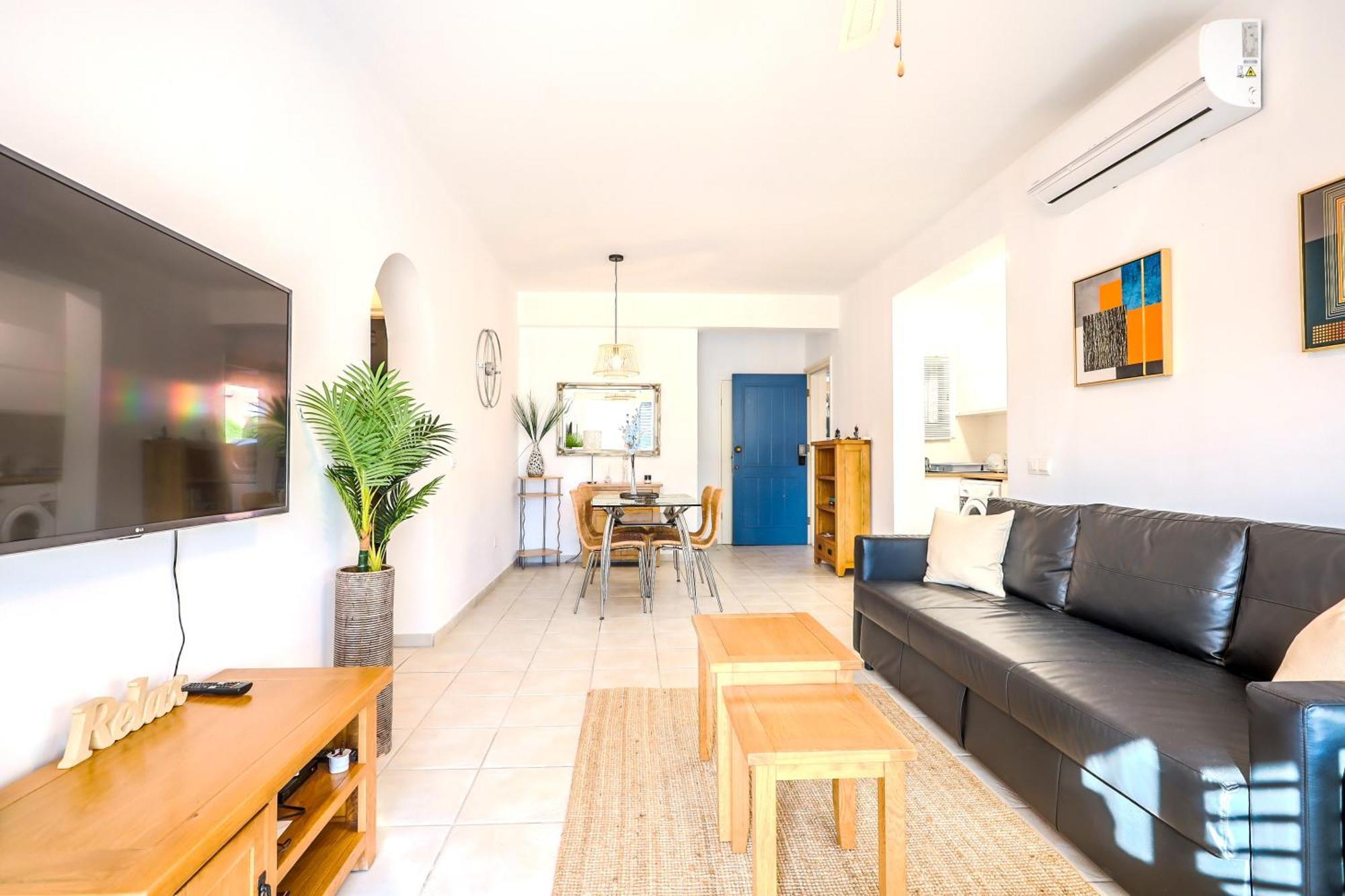 H&O Limnaria Elegance Pool View Apartment بافوس المظهر الخارجي الصورة